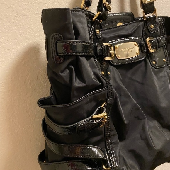 Michael Kors Gansevoort tote - Picture 11 of 16